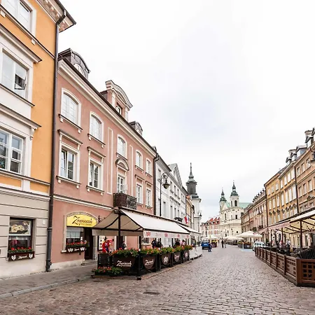 Old Town Market Place Penthouse By Bookinghost Апартаменты *