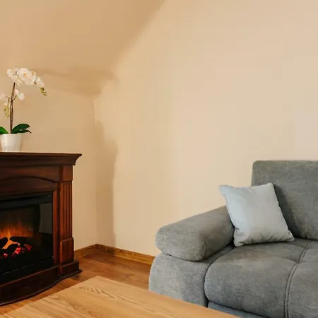 Old Town Market Place Penthouse By Bookinghost