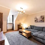Old Town Market Place Penthouse By Bookinghost شقة *