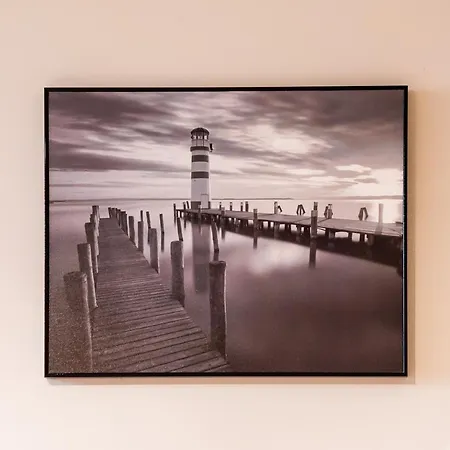 Old Town Market Place Penthouse By Bookinghost