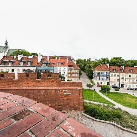 Old Town Market Place Penthouse By Bookinghost شقة