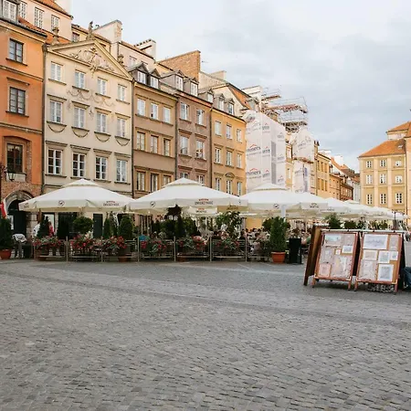 Old Town Market Place Penthouse By Bookinghost شقة وارسو